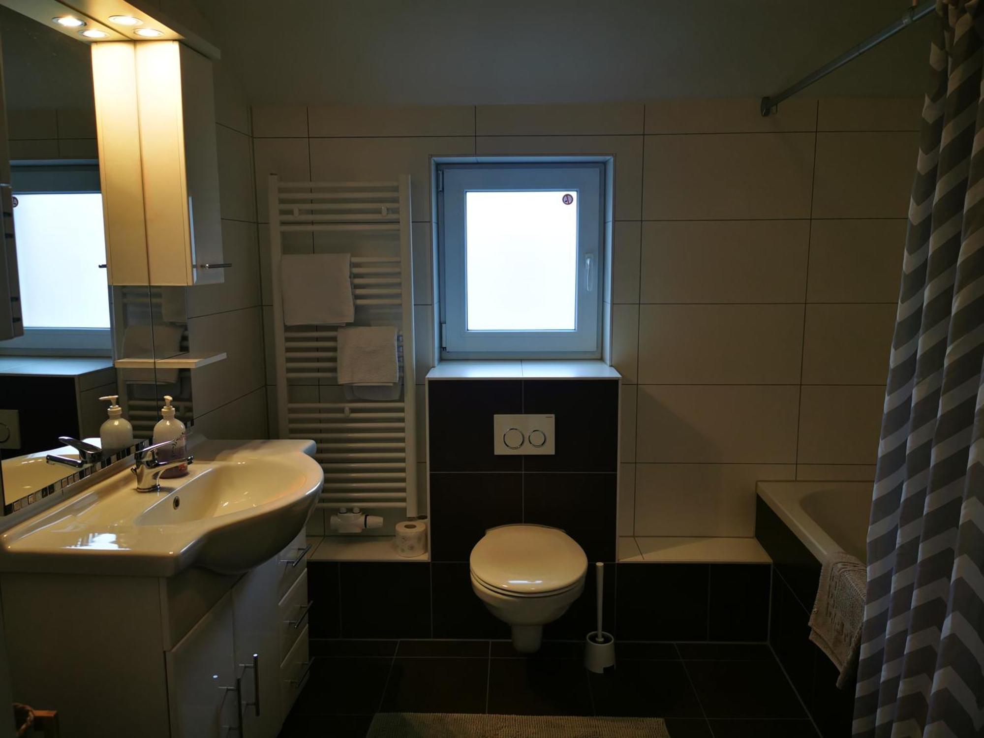 Ferienwohnung Am Waldpfad Kaiserslautern Exterior foto